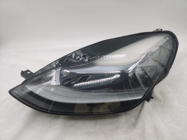 Tesla MODEL 3 2020-2022 LED L.H.S HEADLIGHT ASSEMBLY