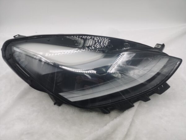 Tesla MODEL 3 2020-2022 LED R.H.S HEADLIGHT ASSEMBLY