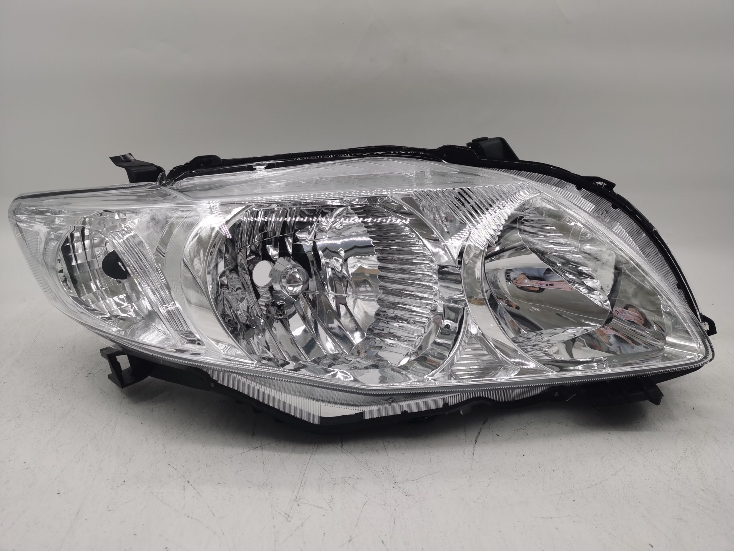 Toyota COROLLA E150 2007-2010 HALOGEN R.H.S HEADLIGHT ASSEMBLY