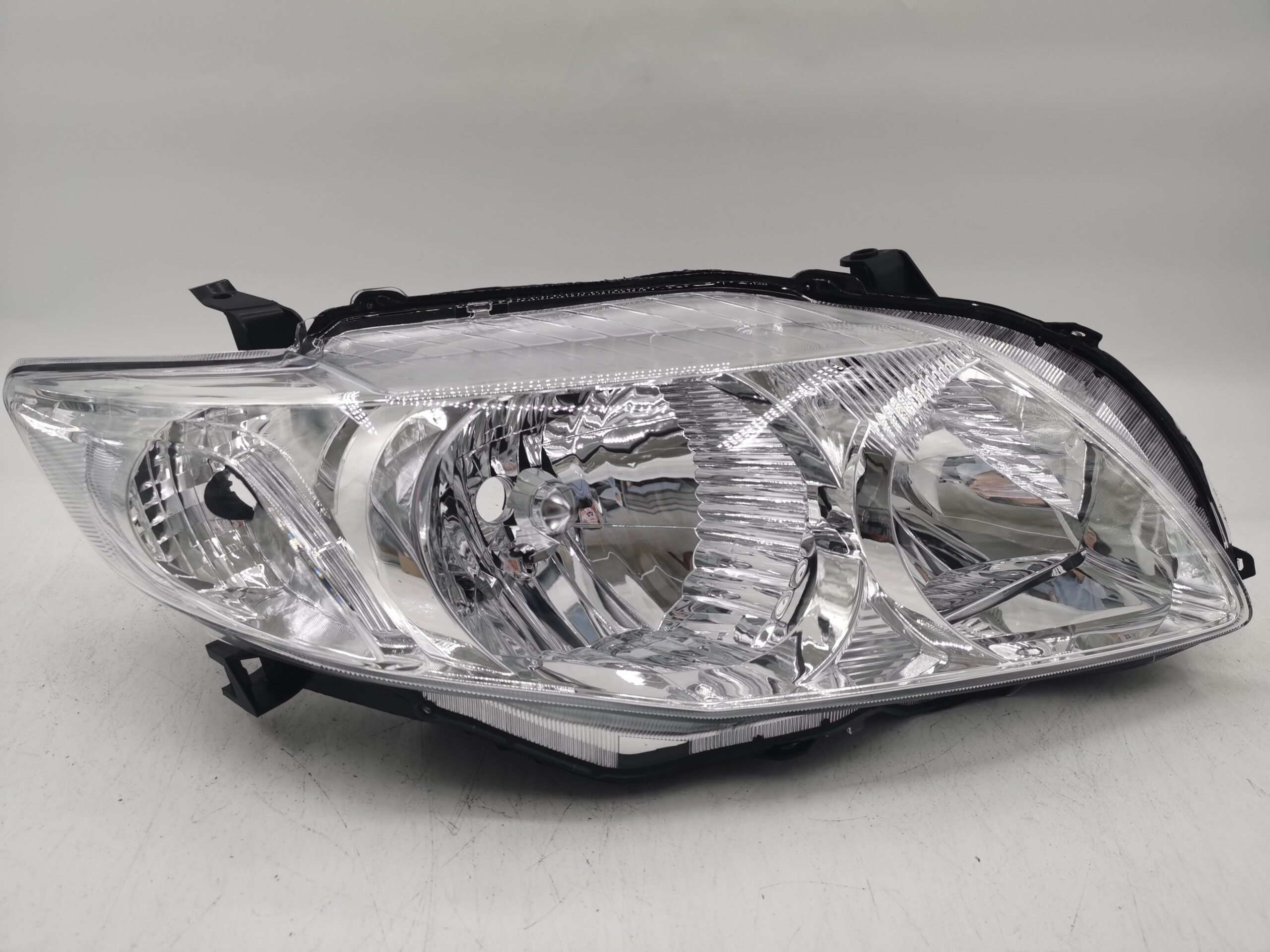 Toyota COROLLA E150 2007-2010 HALOGEN R.H.S HEADLIGHT ASSEMBLY