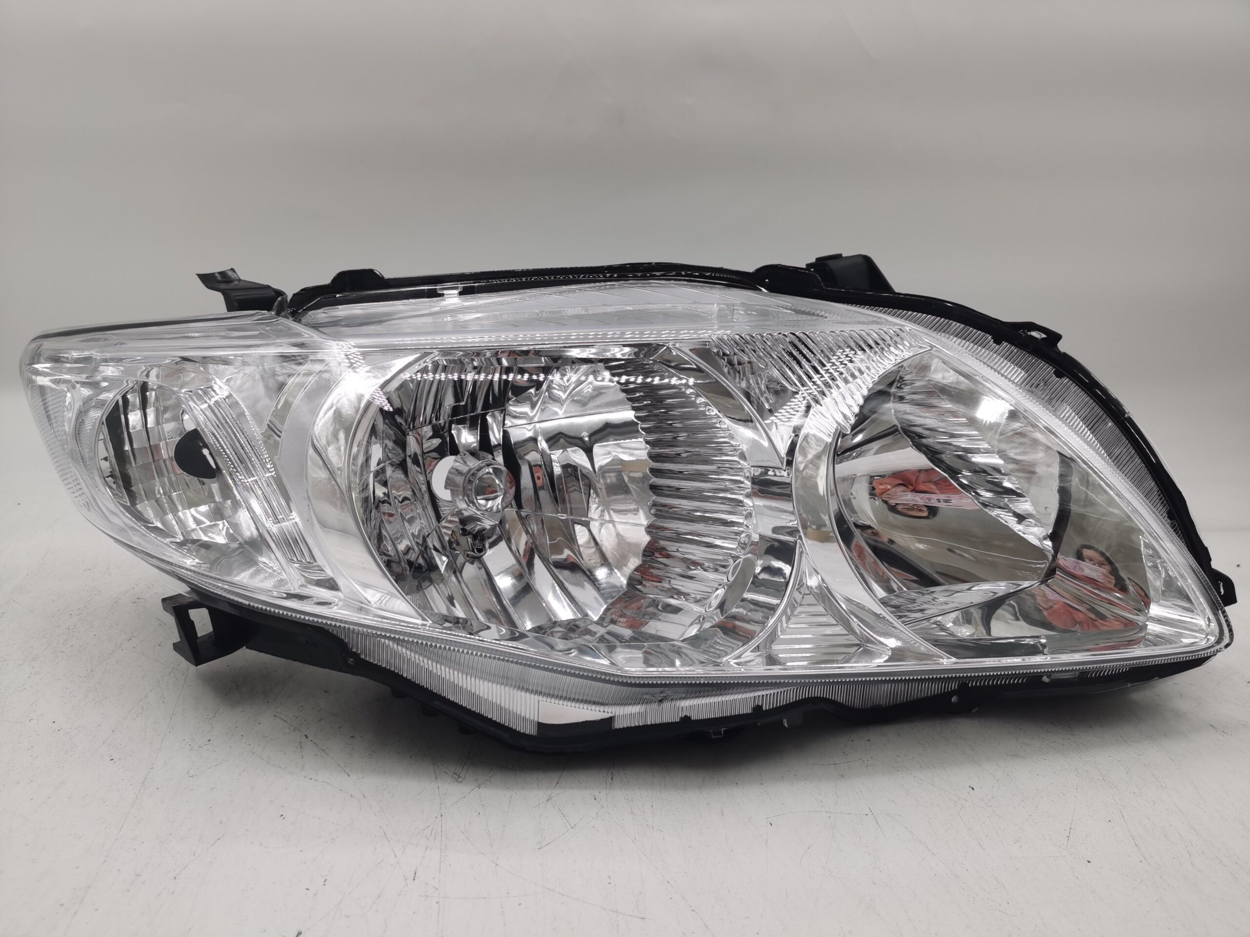 Toyota COROLLA E150 2007-2010 HALOGEN R.H.S HEADLIGHT ASSEMBLY