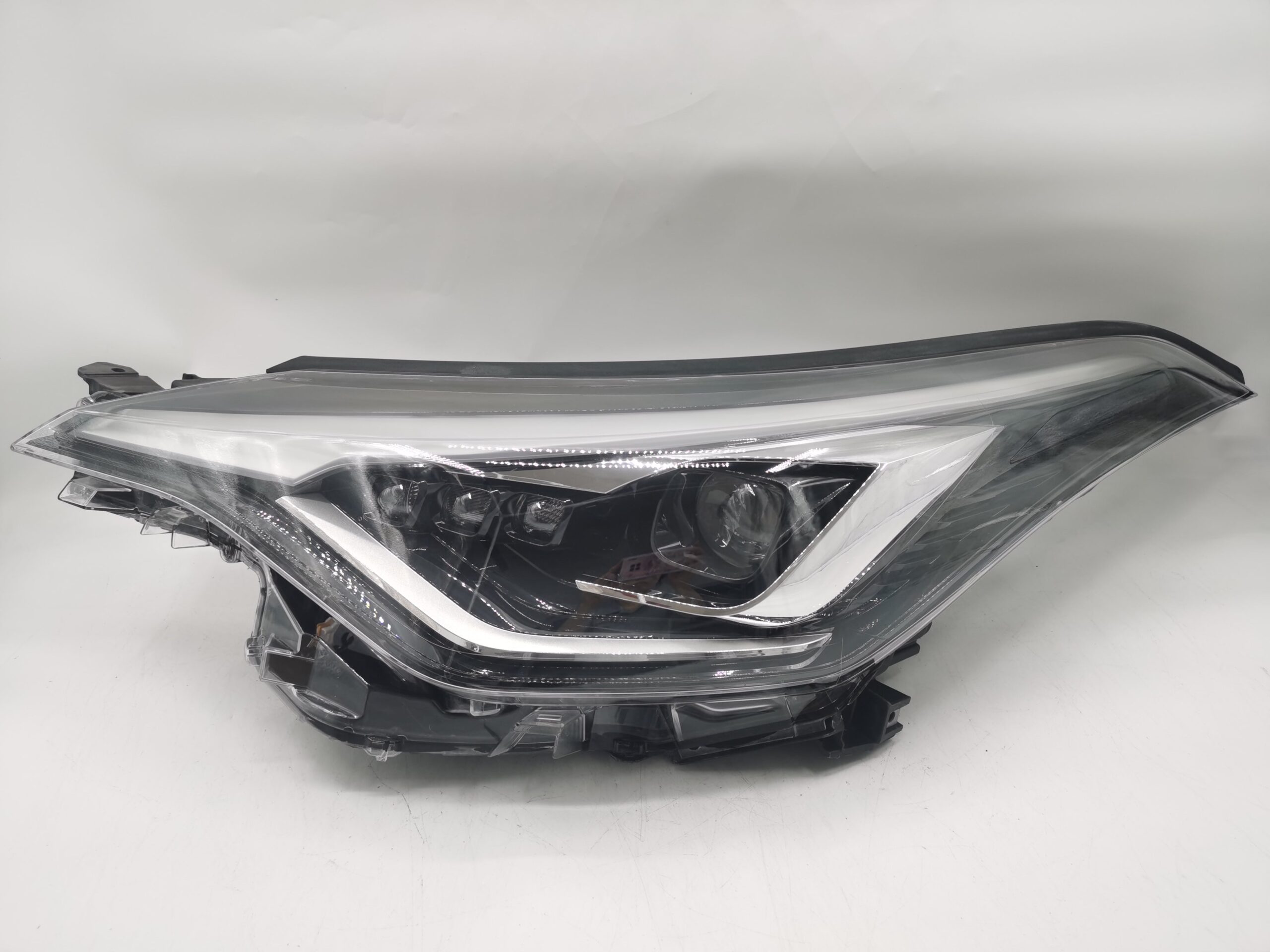 Toyota C-HR NGX50 2020-2023 LED L.H.S HEADLIGHT ASSEMBLY