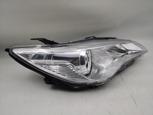 Toyota CAMRY ASV50R 2015-2017 HALOGEN R.H.S HEADLIGHT ASSEMBLY