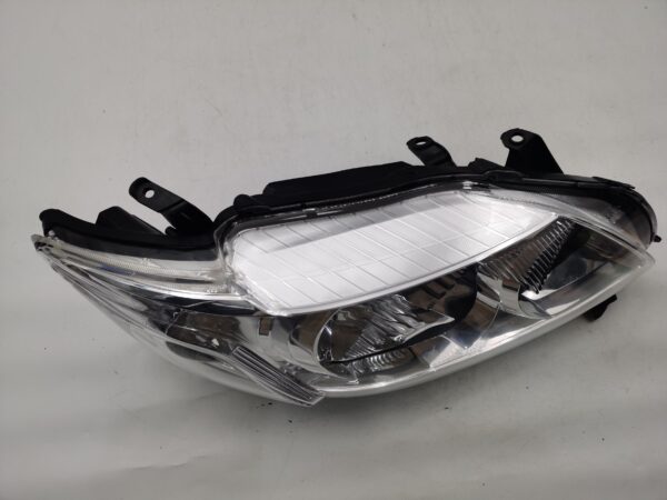 Toyota COROLLA E150 2007-2010 HALOGEN R.H.S HEADLIGHT ASSEMBLY