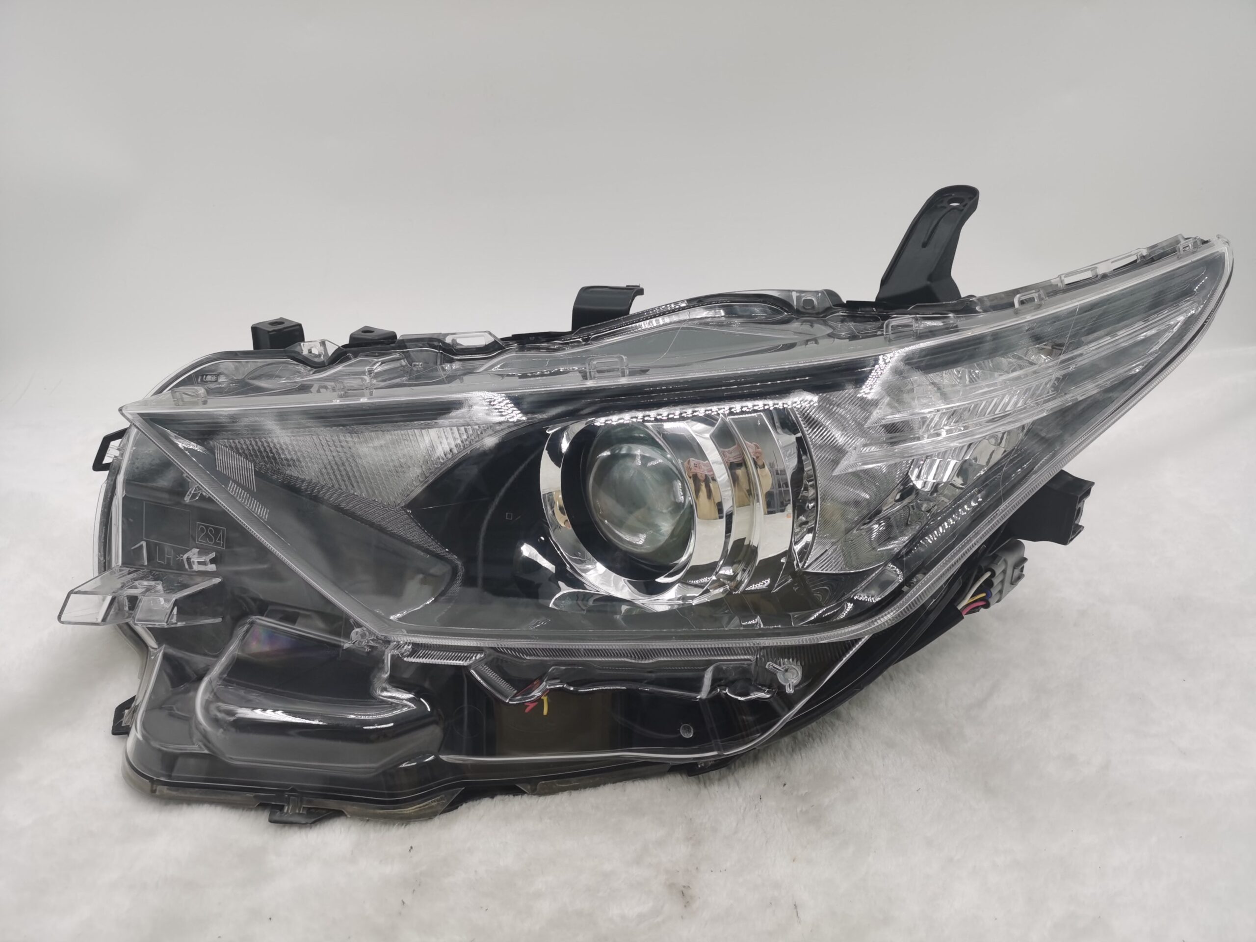 Toyota COROLLA AURIS NZE181H 2015-2018 HALOGEN L.H.S Headlight Assembly