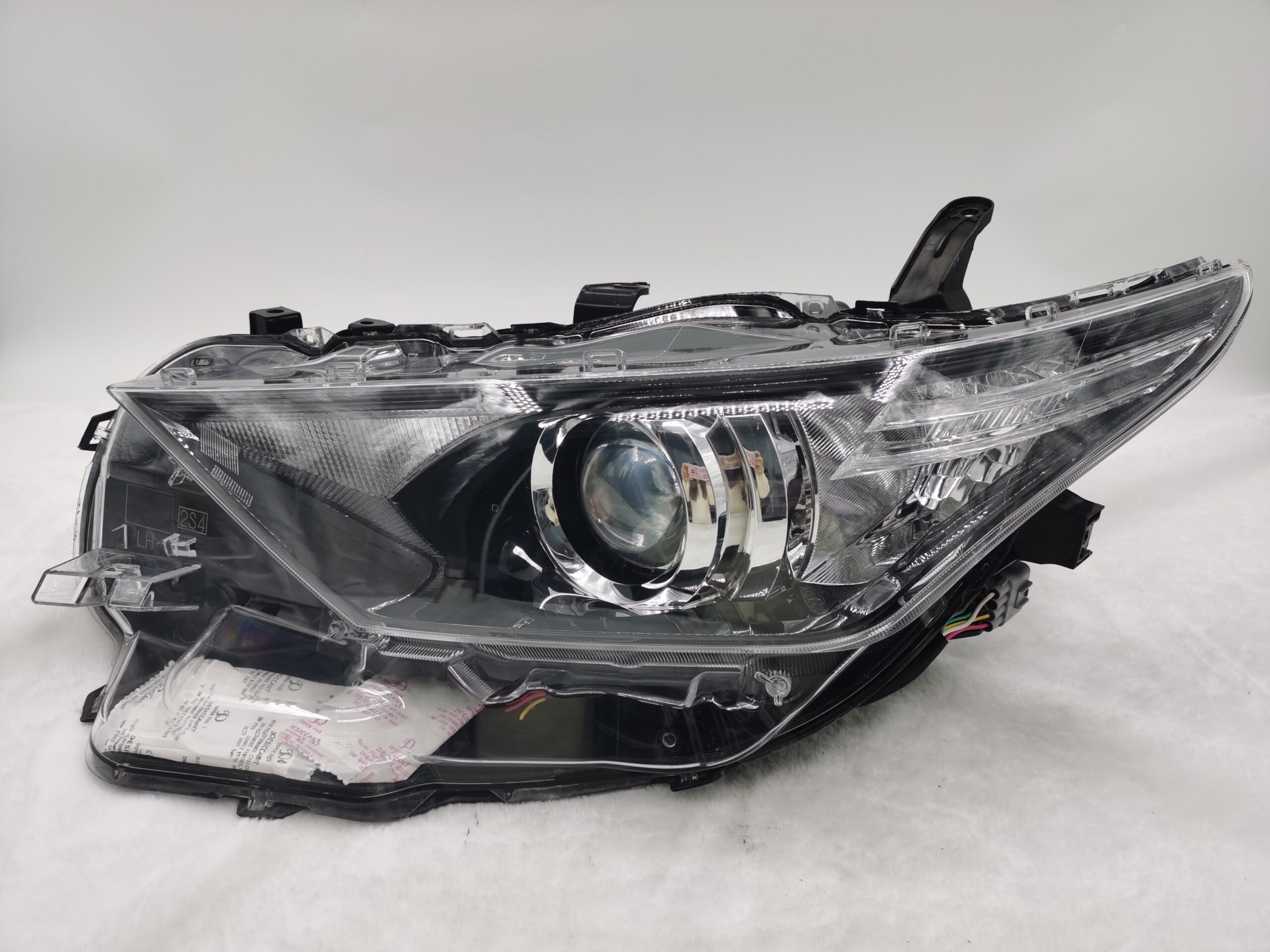 Toyota COROLLA AURIS NZE181H 2015-2018 HALOGEN L.H.S HEADLIGHT ASSEMBLY