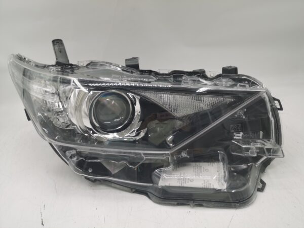 Toyota COROLLA AURIS NZE181H 2015-2018 HALOGEN R.H.S Headlight Assembly