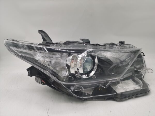 Toyota COROLLA AURIS NZE181H 2015-2018 HALOGEN R.H.S Headlight Assembly