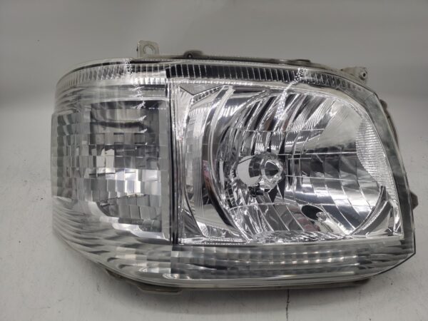 Toyota HIACE H200 2005-2010 HALOGEN R.H.S HEADLIGHT ASSEMBLY