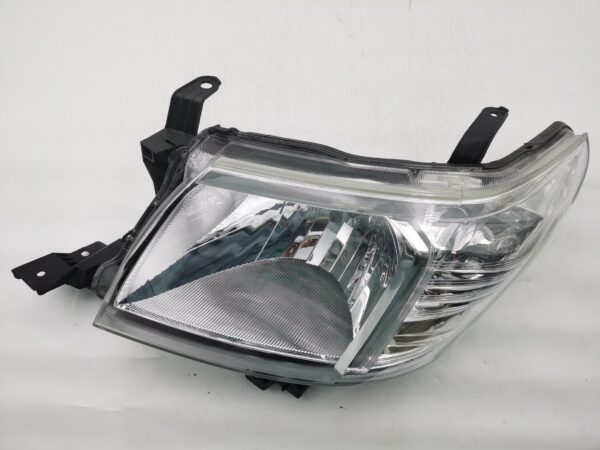 Toyota HILUX VIGO 2011-2014 L.H.S HEADLIGHT ASSEMBLY