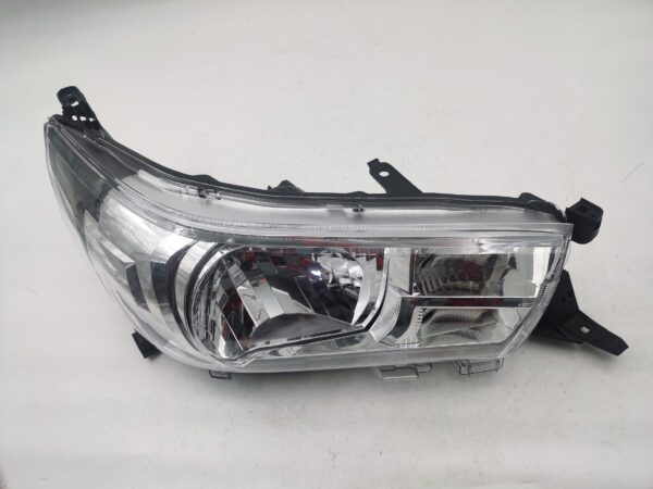 Toyota HILUX REVO 2015-2019 HALOGEN R.H.S HEADLIGHT ASSEMBLY