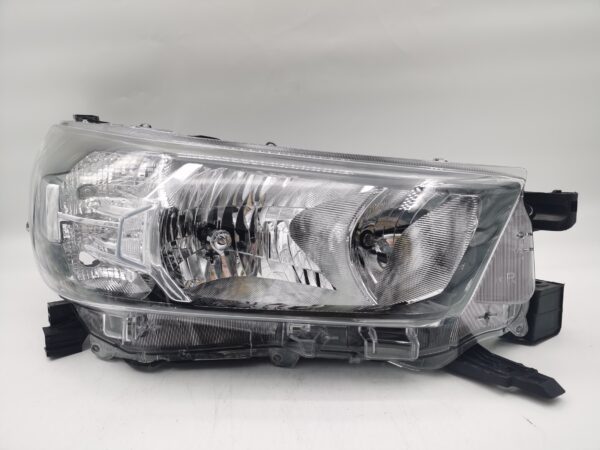 Toyota HILUX REVO 2020-2023 HALOGEN R.H.S HEADLIGHT ASSEMBLY