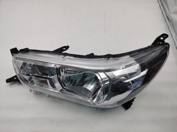 Toyota HILUX REVO 2015-2019 HALOGEN L.H.S HEADLIGHT ASSEMBLY