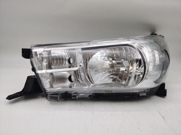 Toyota HILUX REVO 2015-2019 HALOGEN L.H.S HEADLIGHT ASSEMBLY