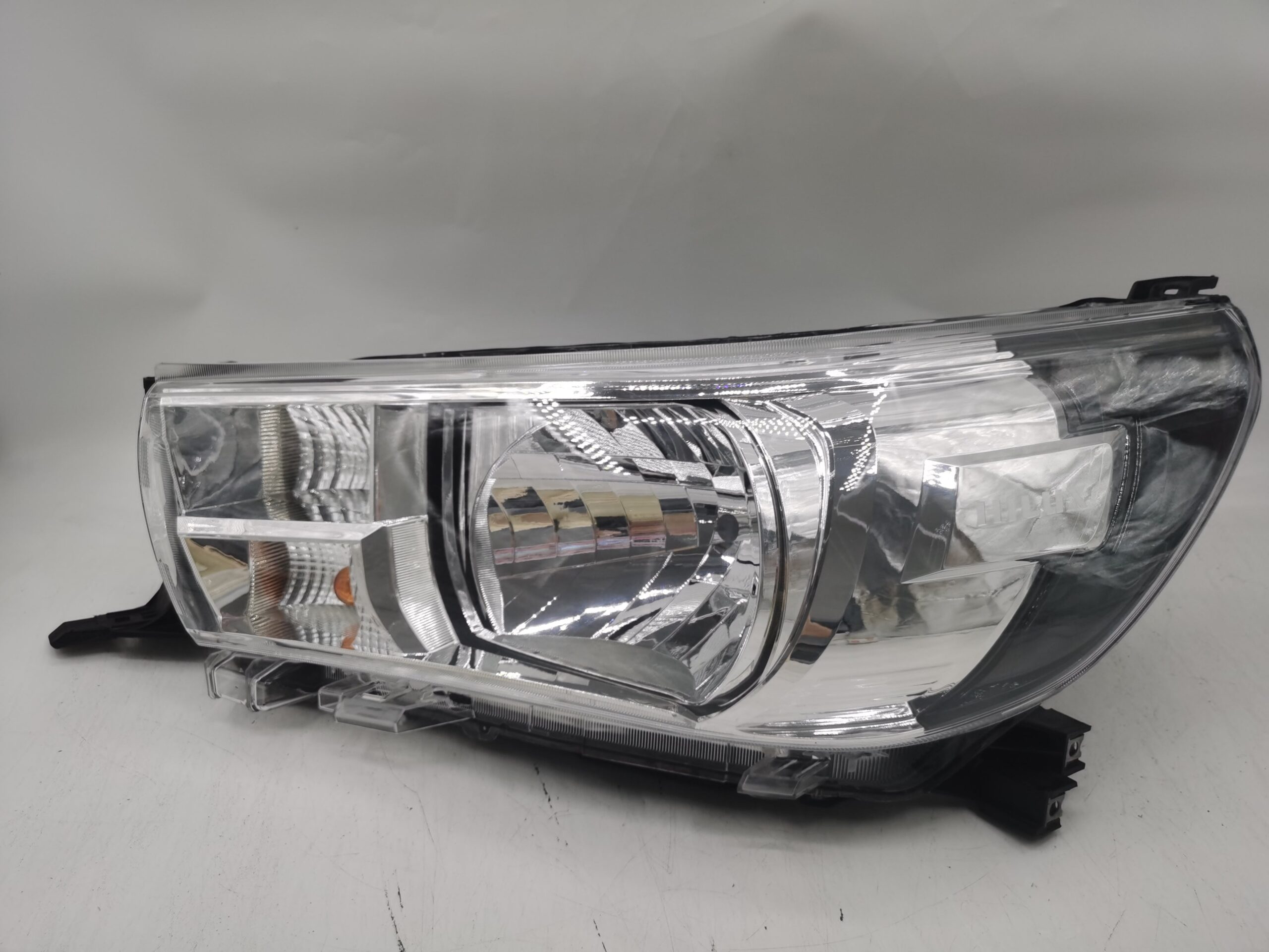 Toyota HILUX REVO 2015-2019 HALOGEN L.H.S Headlight Assembly