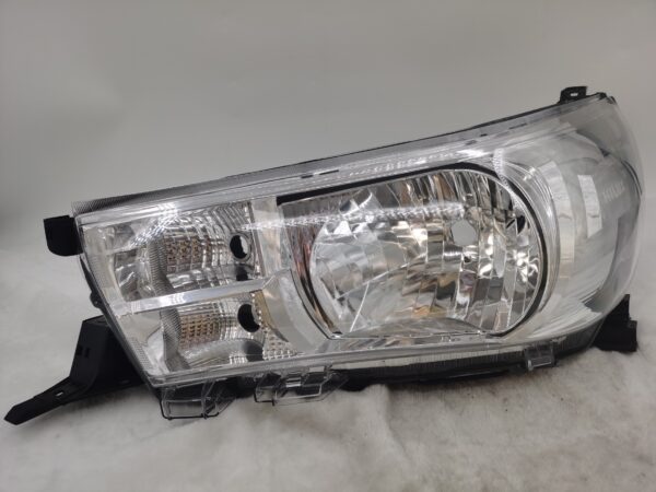 Toyota HILUX REVO 2015-2019 HALOGEN L.H.S Headlight Assembly