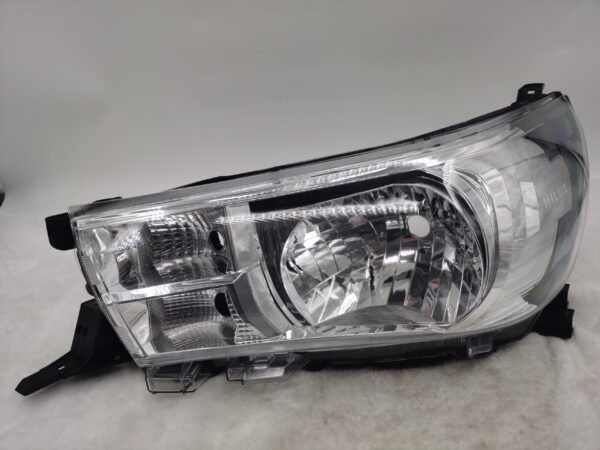 Toyota HILUX REVO 2015-2019 HALOGEN L.H.S HEADLIGHT ASSEMBLY