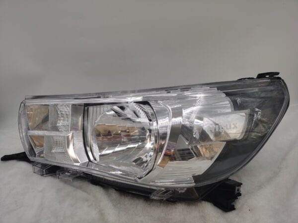 Toyota HILUX REVO 2015-2019 HALOGEN L.H.S Headlight Assembly