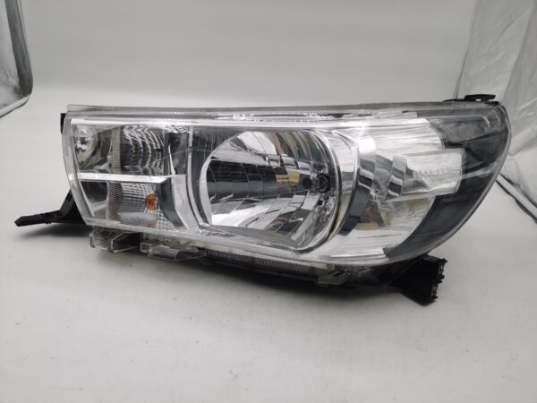 Toyota HILUX REVO 2015-2019 HALOGEN L.H.S HEADLIGHT ASSEMBLY