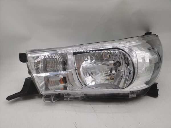 Toyota HILUX REVO 2015-2019 HALOGEN L.H.S Headlight Assembly