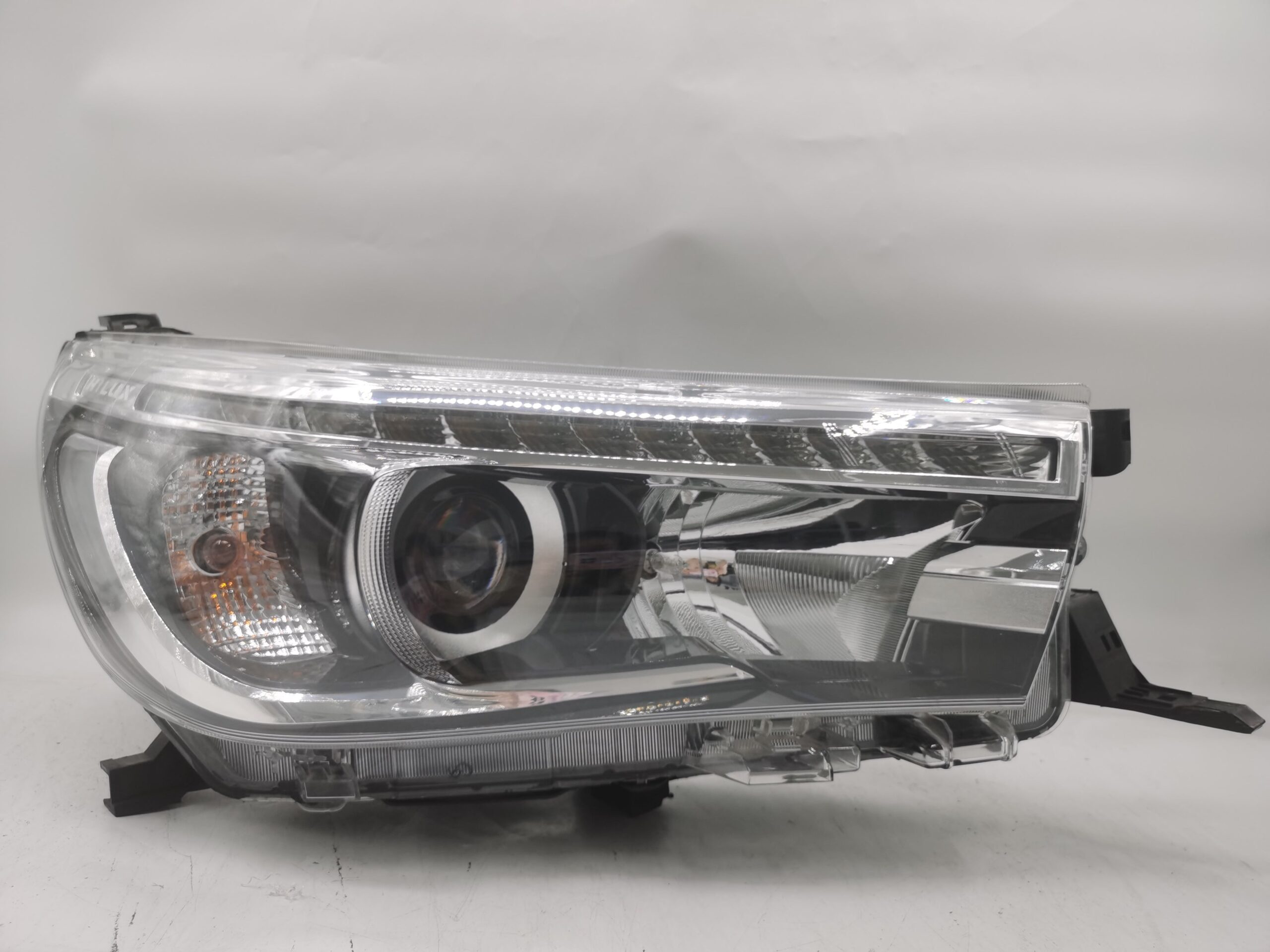 Toyota HILUX REVO 2015-2019 LED R.H.S Headlight Assembly