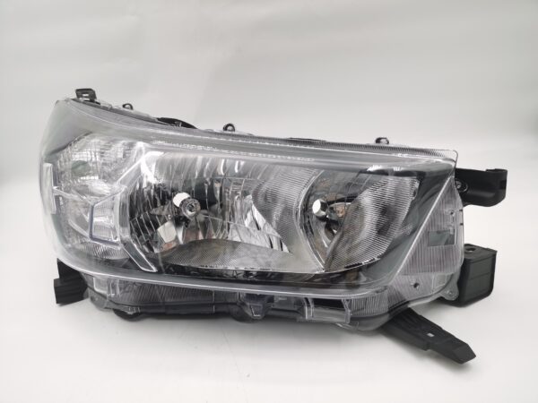 Toyota HILUX REVO 2020-2023 HALOGEN R.H.S HEADLIGHT ASSEMBLY