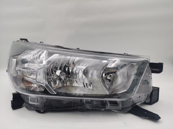 Toyota HILUX REVO 2020-2023 HALOGEN R.H.S HEADLIGHT ASSEMBLY