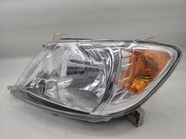 Toyota HILUX VIGO 2005-2010 HALOGEN L.H.S HEADLIGHT ASSEMBLY