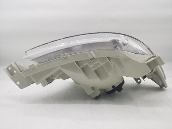 Toyota HILUX VIGO 2005-2010 HALOGEN L.H.S HEADLIGHT ASSEMBLY