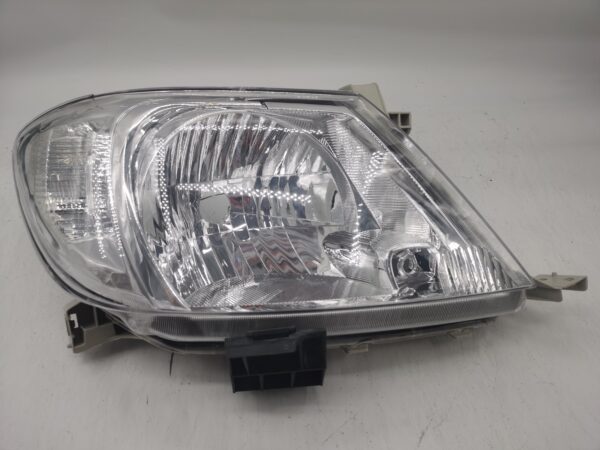 Toyota HILUX VIGO 2005-2010 HALOGEN R.H.S HEADLIGHT ASSEMBLY