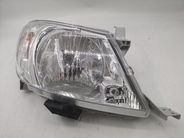 Toyota HILUX VIGO 2005-2010 HALOGEN R.H.S Headlight Assembly