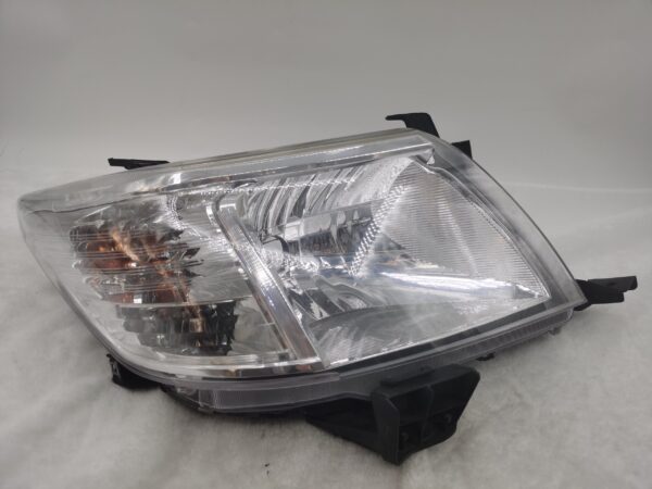 Toyota HILUX VIGO 2011-2014 HALOGEN R.H.S HEADLIGHT ASSEMBLY