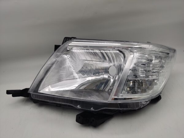 Toyota HILUX VIGO 2011-2014 HALOGEN L.H.S HEADLIGHT ASSEMBLY