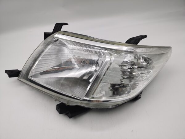 Toyota HILUX VIGO 2011-2014 HALOGEN L.H.S HEADLIGHT ASSEMBLY