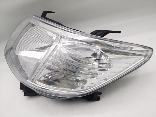 Toyota HILUX VIGO 2011-2014HALOGEN L.H.S HEADLIGHT ASSEMBLY