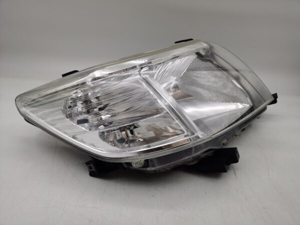 Toyota HILUX VIGO 2011-2014 HALOGEN R.H.S HEADLIGHT ASSEMBLY