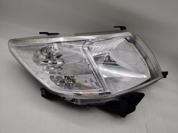 Toyota HILUX VIGO 2011-2014 HALOGEN R.H.S HEADLIGHT ASSEMBLY