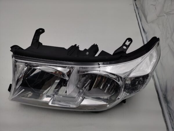 Toyota LAND-CRUISER 200 2008-2015 L.H.S HEADLIGHT ASSEMBLY