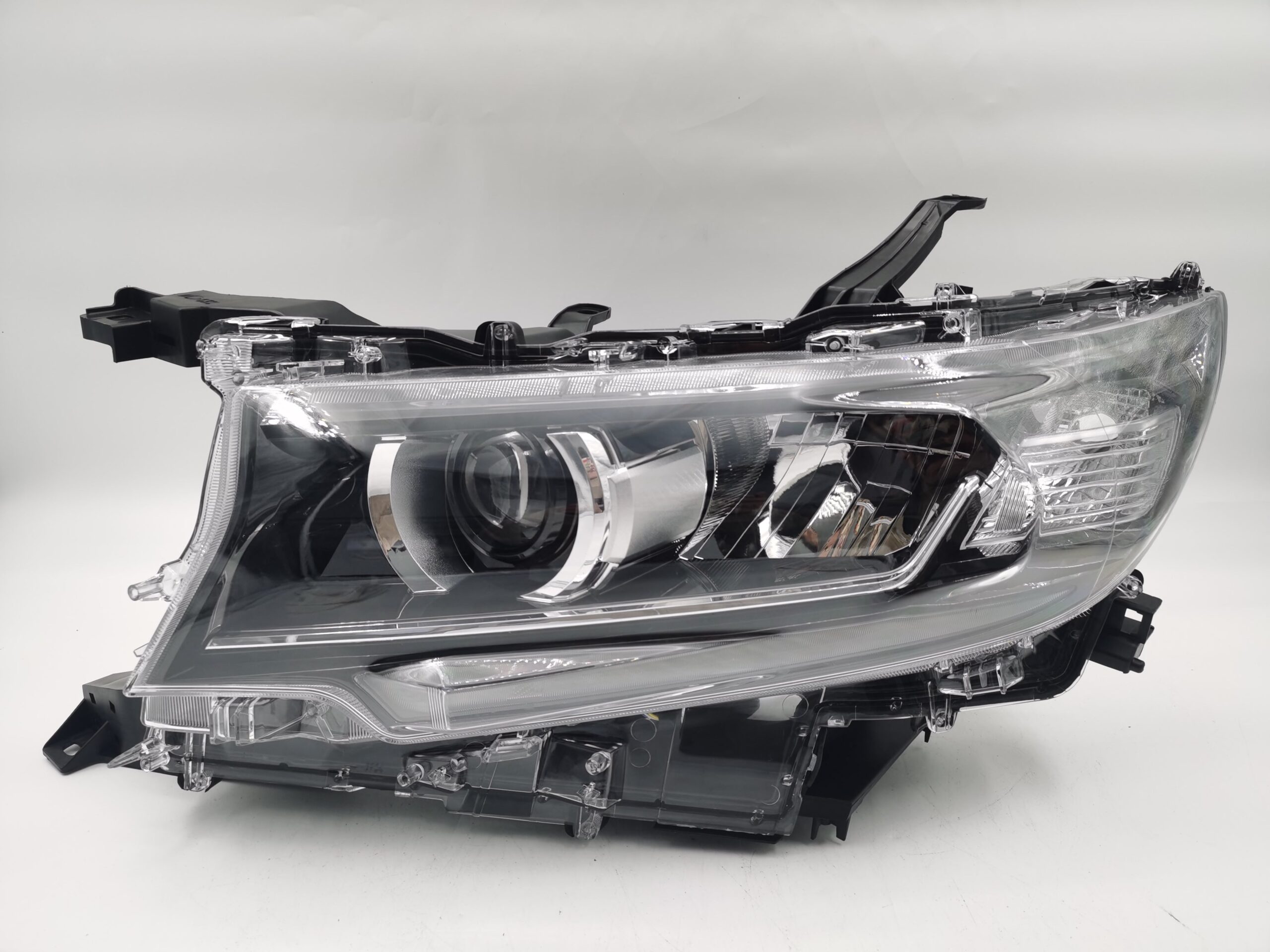 Toyota LANDCRUISER PRADO 150 GDJ150R 2018-2022 LED L.H.S HEADLIGHT ASSEMBLY