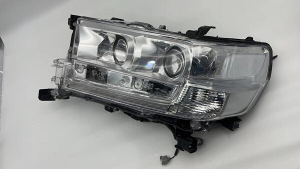 Toyota LANDCRUISER 200 SERIES VDJ200R 2016-2021 LED L.H.S HEADLIGHT ASSEMBLY