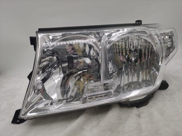 Toyota LANDCRUISER 200 SERIES URJ202R 2009-2015 HALOGEN L.H.S HEADLIGHT ASSEMBLY