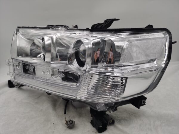 Toyota LANDCRUISER 200 SERIES VDJ200R 2016-2021 LED L.H.S HEADLIGHT ASSEMBLY