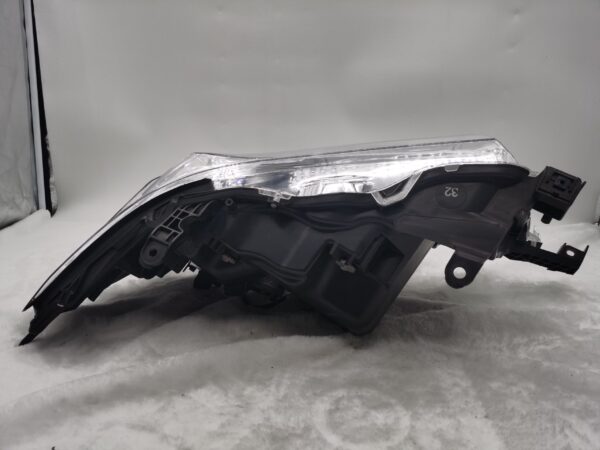 Toyota LANDCRUISER 200 SERIES VDJ200R 2016-2021 LED L.H.S HEADLIGHT ASSEMBLY