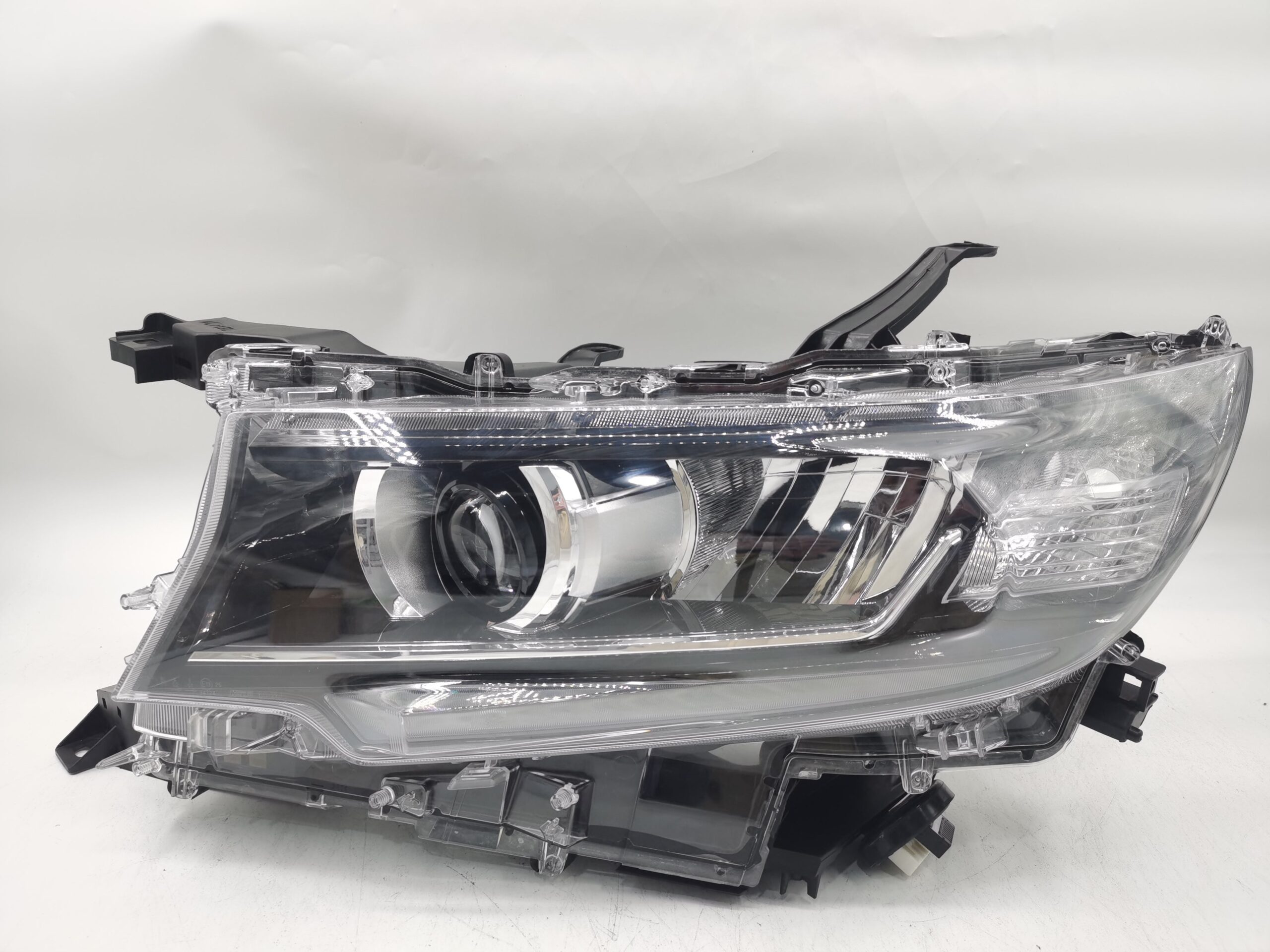 Toyota LANDCRUISER PRADO 150 GDJ150R 2018-2022 LED L.H.S HEADLIGHT ASSEMBLY