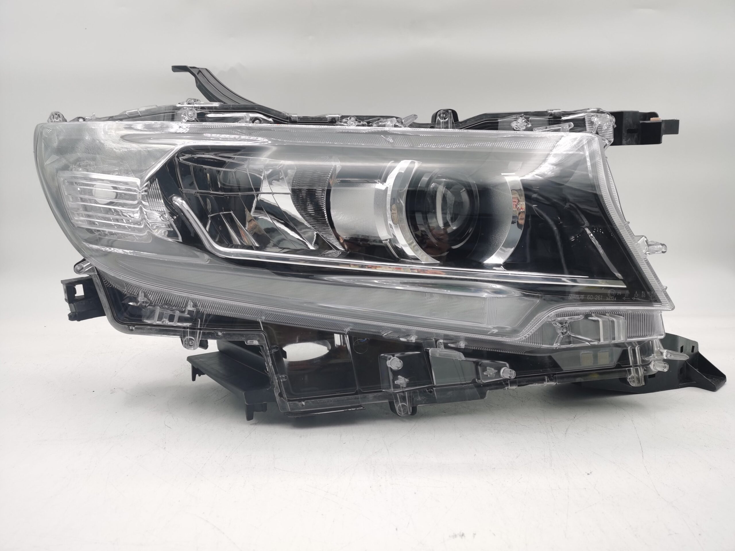 Toyota LANDCRUISER PRADO 150 GDJ150R 2018-2022 LED R.H.S HEADLIGHT ASSEMBLY