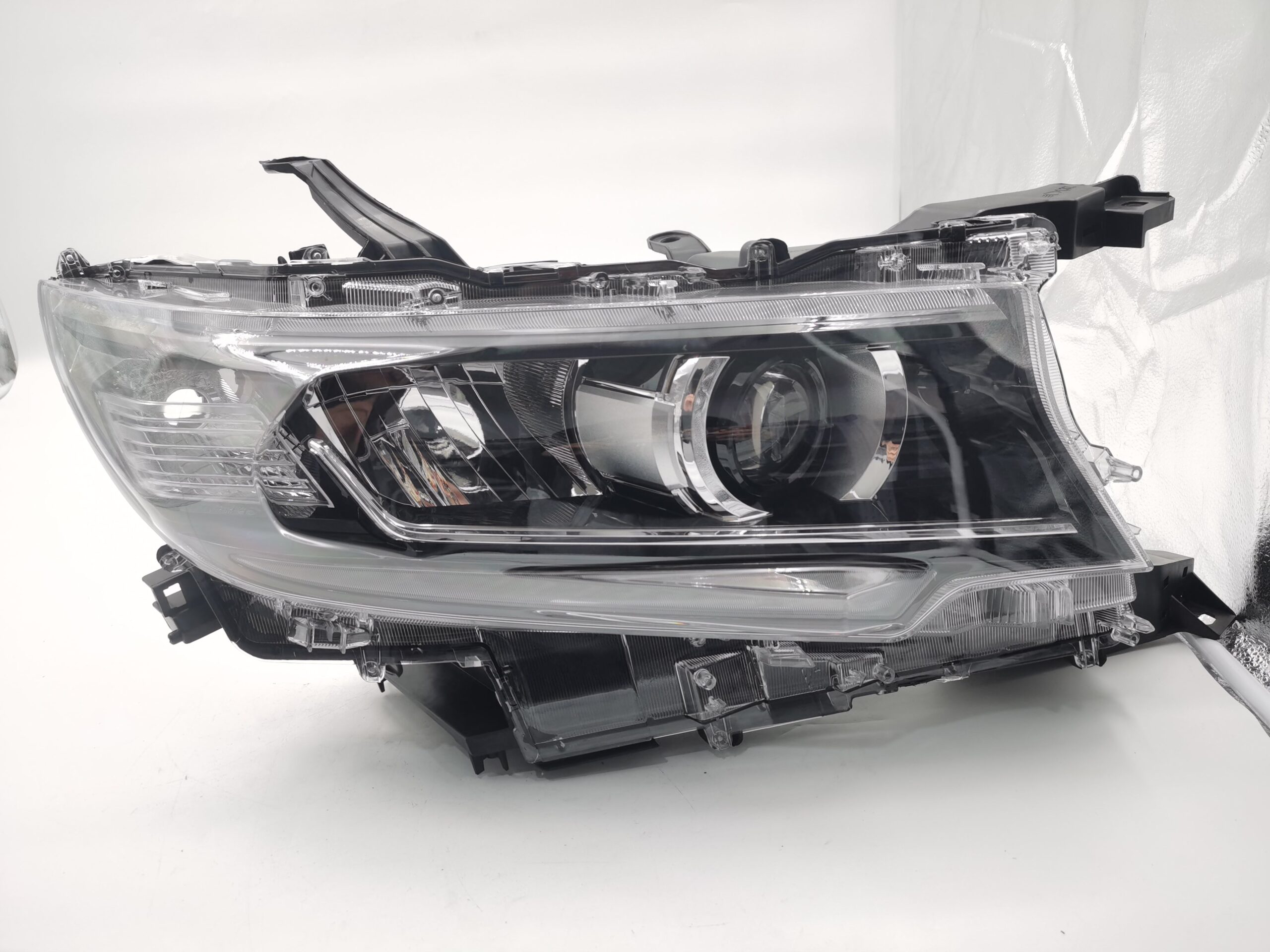 Toyota LANDCRUISER PRADO 150 GDJ150R 2018-2022 LED R.H.S HEADLIGHT ASSEMBLY