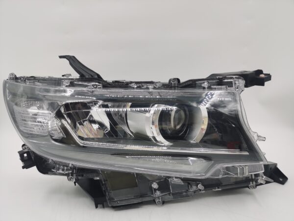 Toyota LANDCRUISER PRADO 150 GDJ150R 2018-2022 LED R.H.S Headlight Assembly