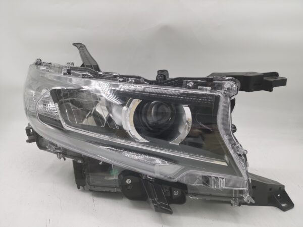 Toyota LANDCRUISER PRADO 150 GDJ150R 2018-2022 LED R.H.S Headlight Assembly