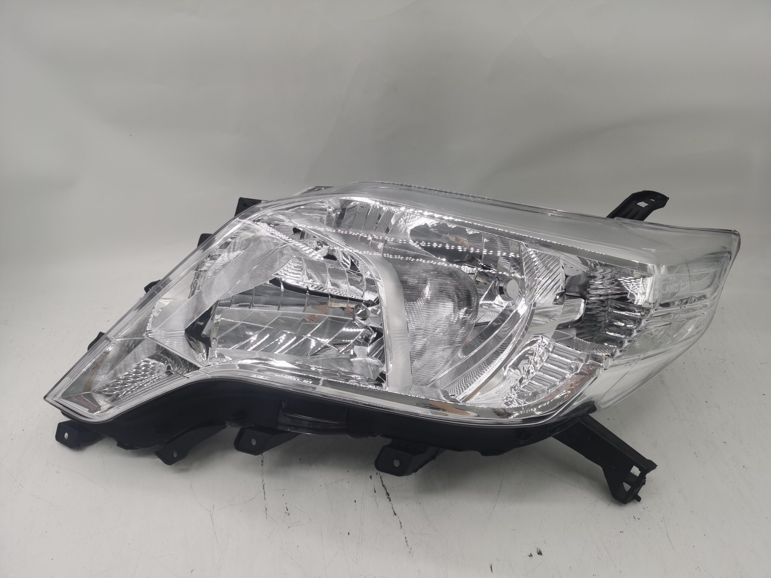 Toyota LANDCRUISER PRADO 150 GDJ150W 2014-2017 HALOGEN L.H.S Headlight Assembly