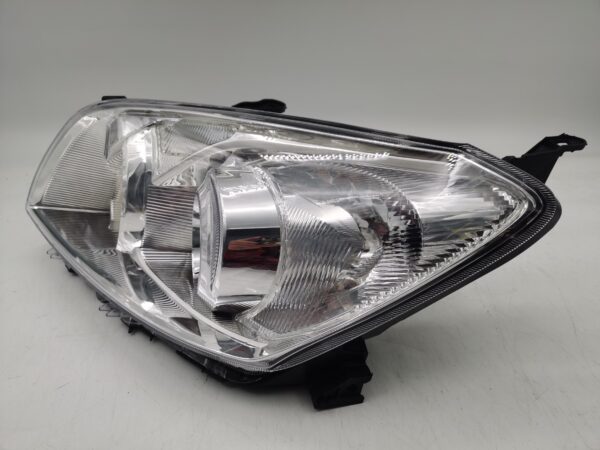 Toyota RAV4 III 2009-2012 HALOGEN L.H.S HEADLIGHT ASSEMBLY